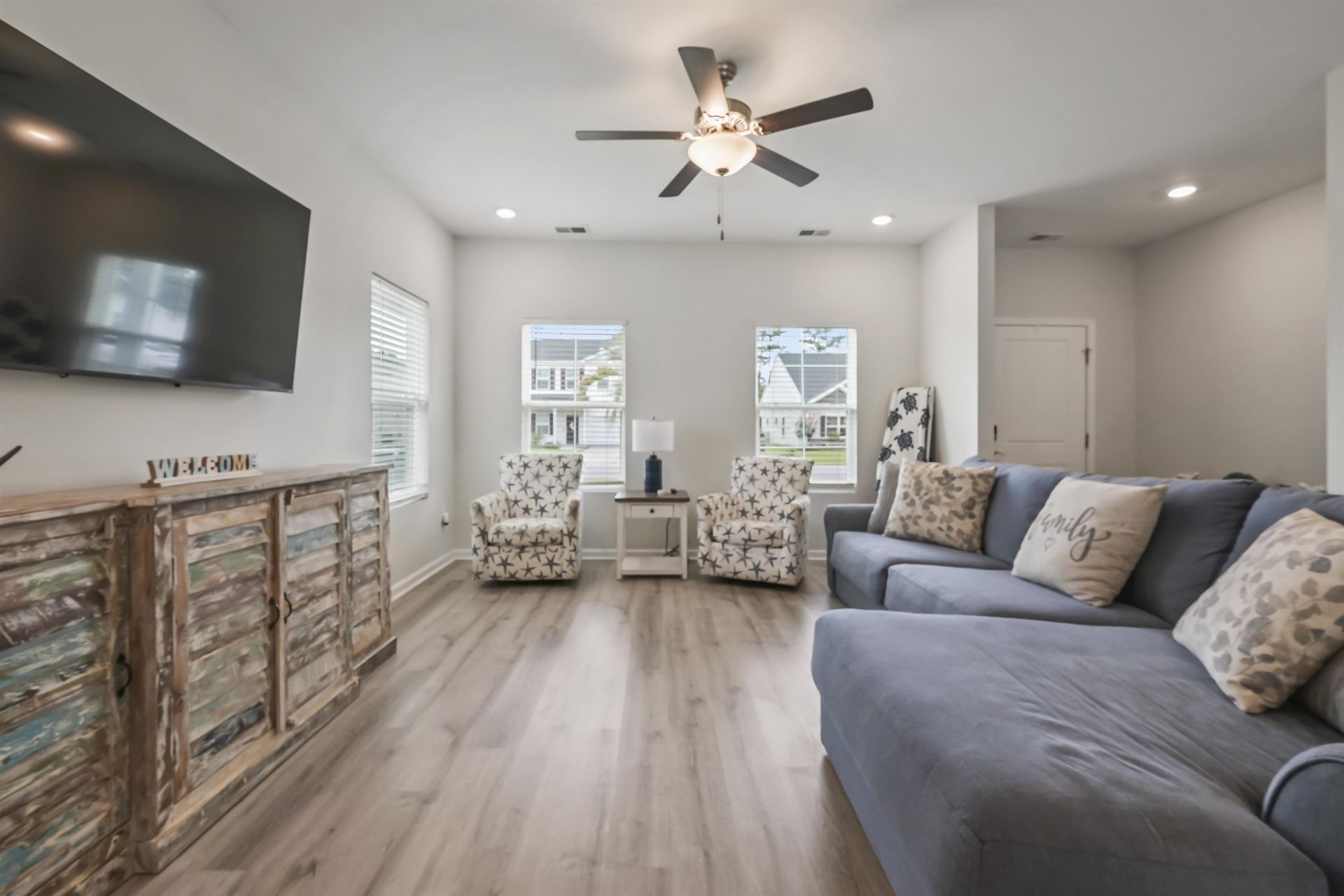 442 Archer Ct.  Photo 8