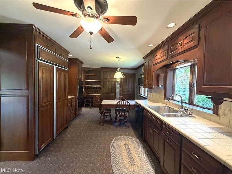 3883 Croydon Drive NW, Canton, OH 44718 Photo 5