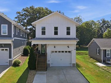 413 Heather Drive, Raleigh, NC 27606