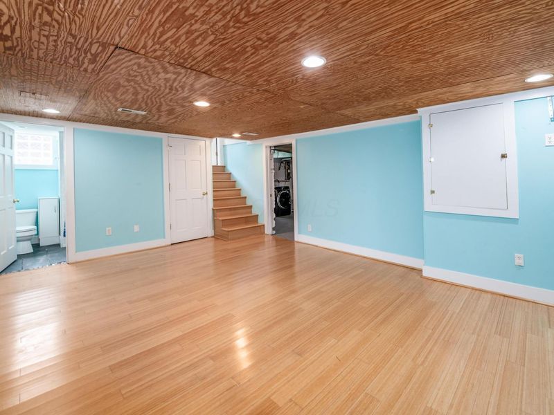 111 Erie Road, Columbus, OH 43214 Photo 32