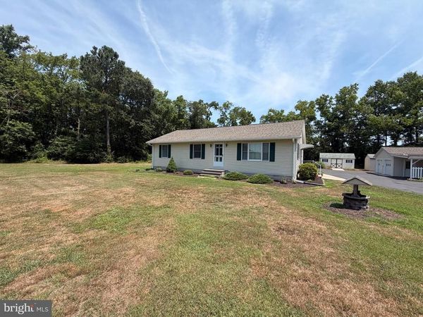 33605 GROVERS LANE , FRANKFORD, DE 19945