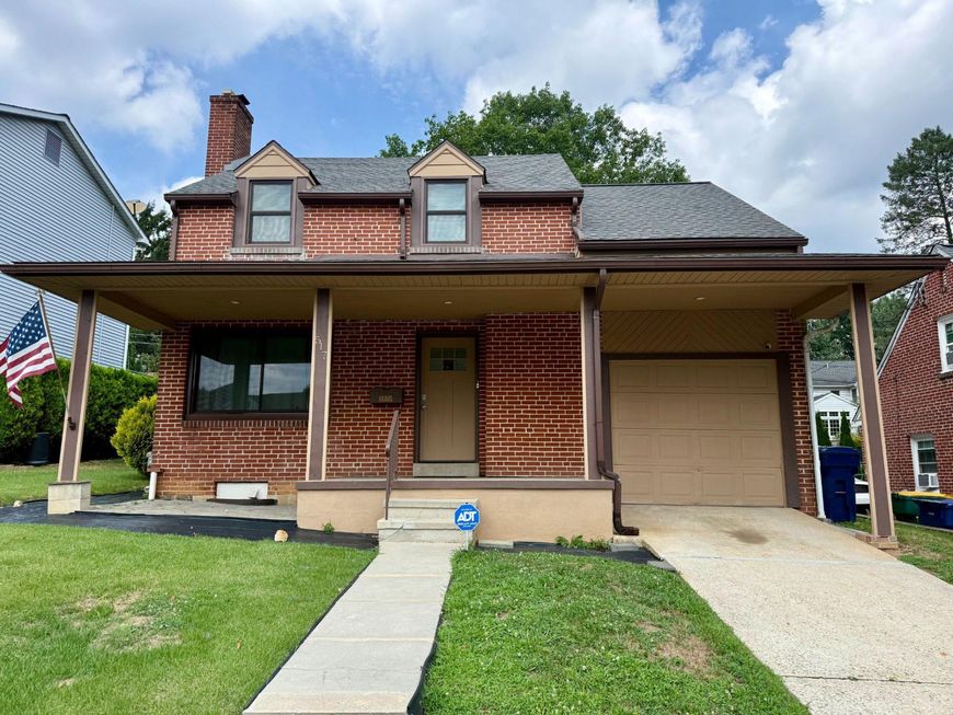 517 Wellington Avenue, Reading, PA 19609 Main Photo