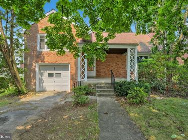 812 PENNDALE AVENUE, READING, PA 19606