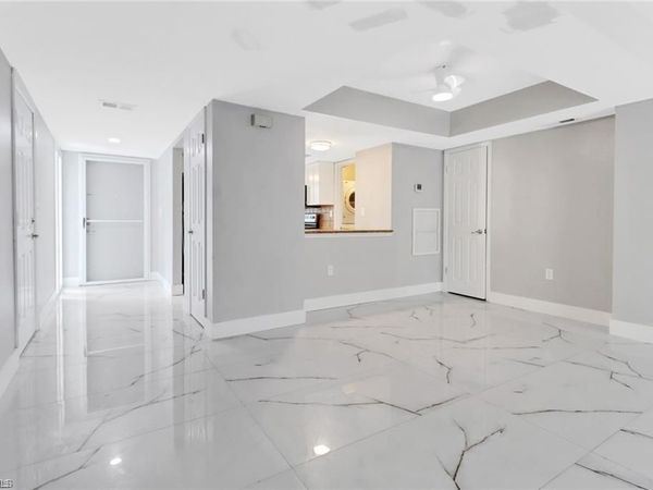 15 Watercolor WAY , Unit 15, NAPLES, FL 34113