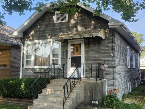 3522 N Olcott Avenue , Chicago, IL 60634