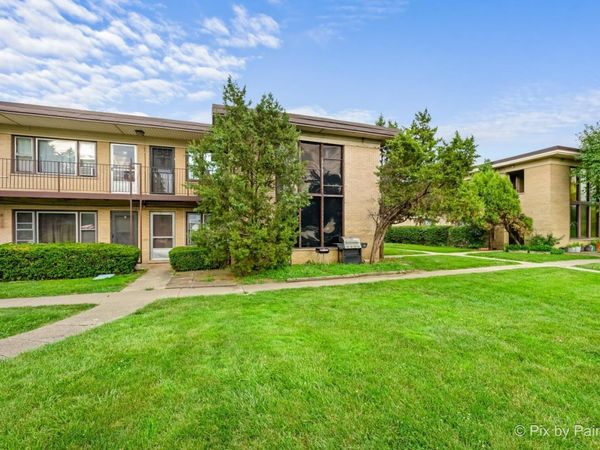 16 King Arthur Court , Unit 10, Northlake, IL 60164