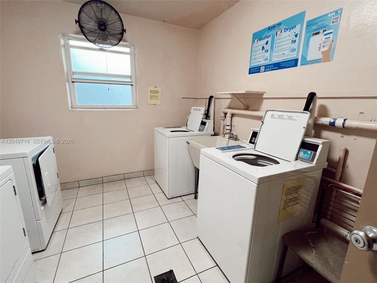 501 Blue Heron Dr , Unit 314-A, Hallandale Beach, FL 33009 Photo