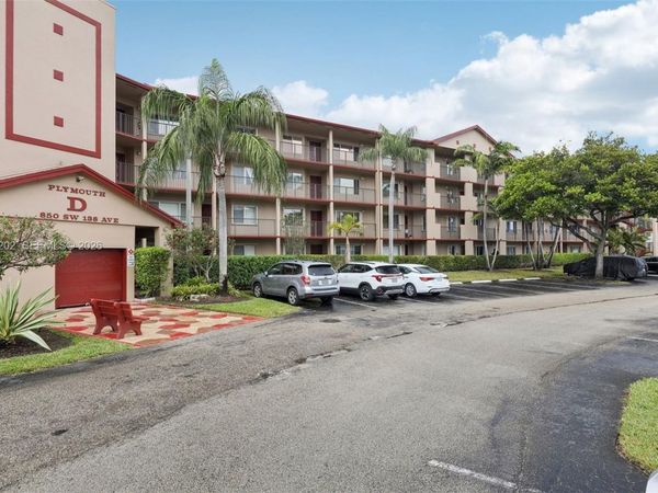 850 SW 138th Ave , Unit 208D, Pembroke Pines, FL 33027