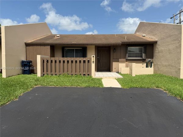 11002 SW 125th Ct , Miami, FL 33186