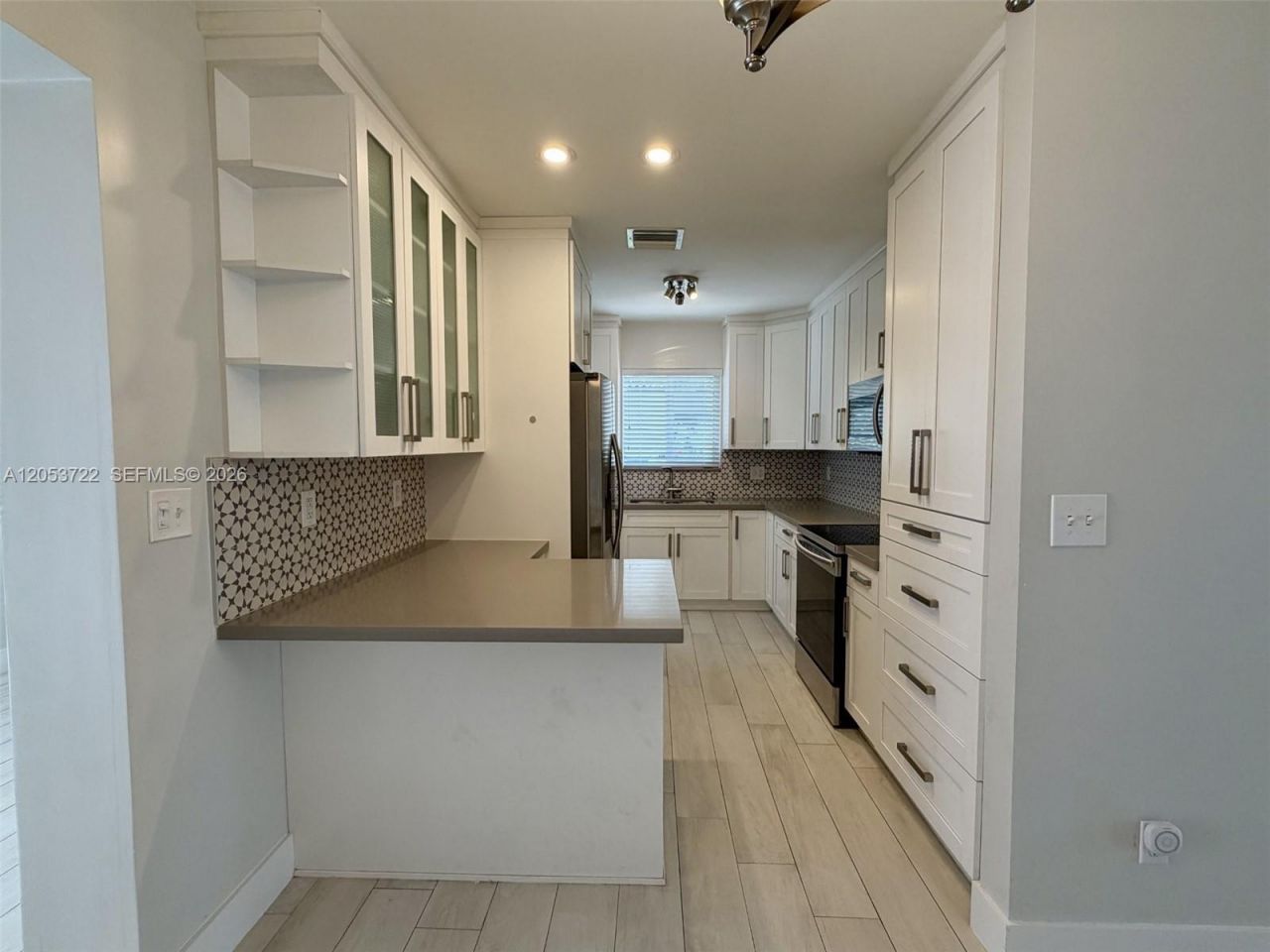 6320 SW 24th St , Miami, FL 33155 Photo