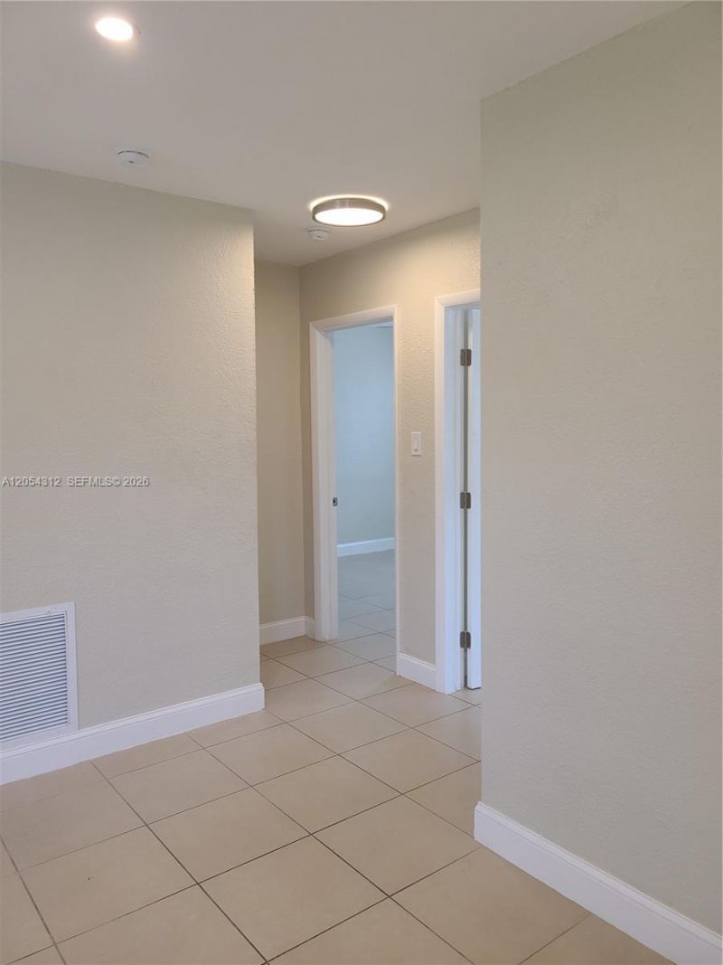428 NW 21st Ter, Fort Lauderdale, FL 33311 Photo