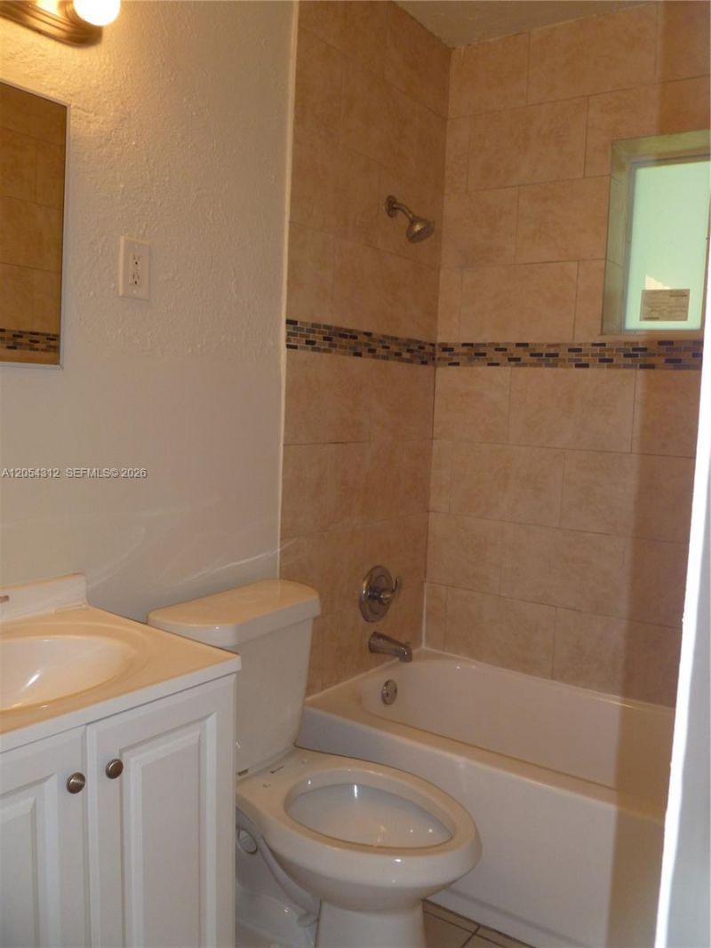 428 NW 21st Ter , Fort Lauderdale, FL 33311 Photo