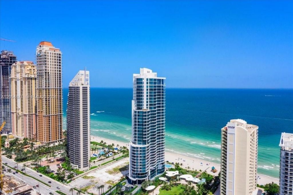 17475 Collins Ave , Unit 2002, Sunny Isles Beach, FL 33160 Photo