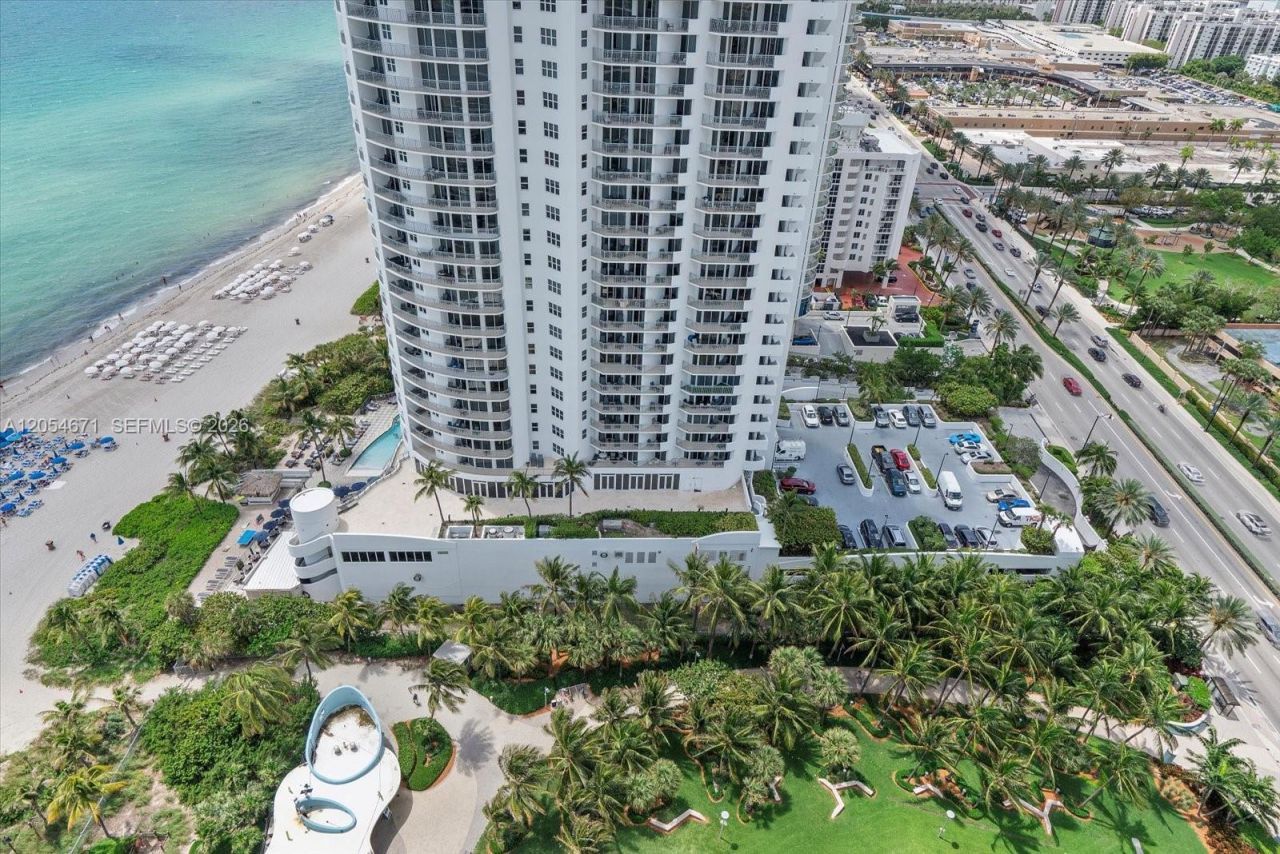 17475 Collins Ave , Unit 2002, Sunny Isles Beach, FL 33160 Photo