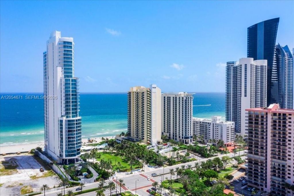 17475 Collins Ave , Unit 2002, Sunny Isles Beach, FL 33160 Photo