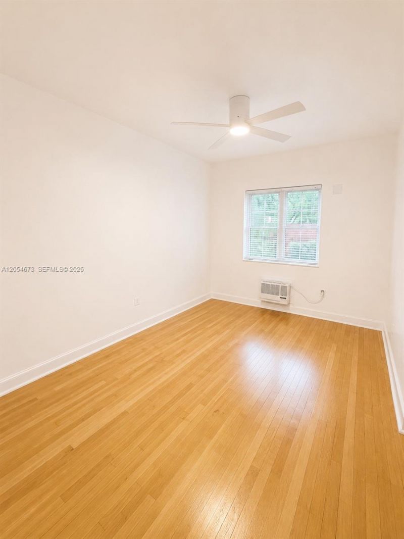 322 25th St , Unit 2, Miami Beach, FL 33140 Photo