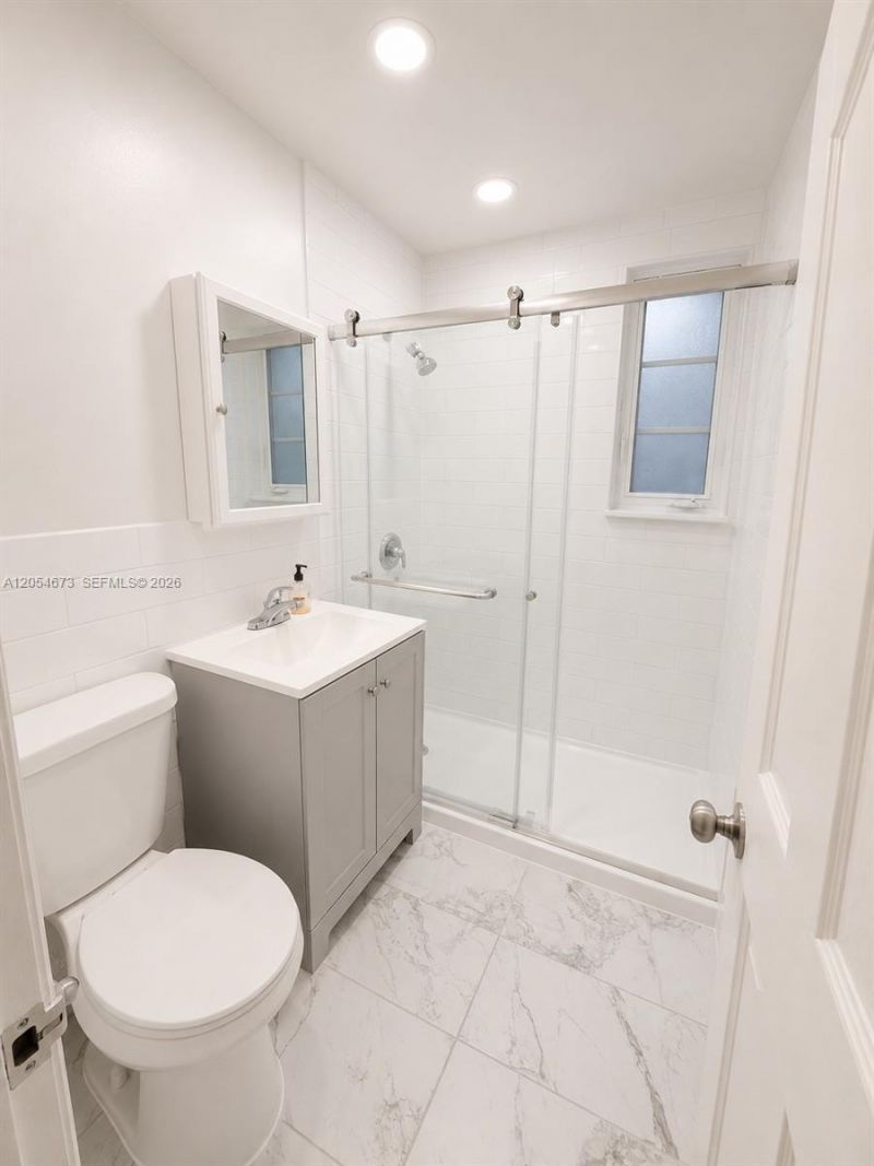 322 25th St , Unit 2, Miami Beach, FL 33140 Photo