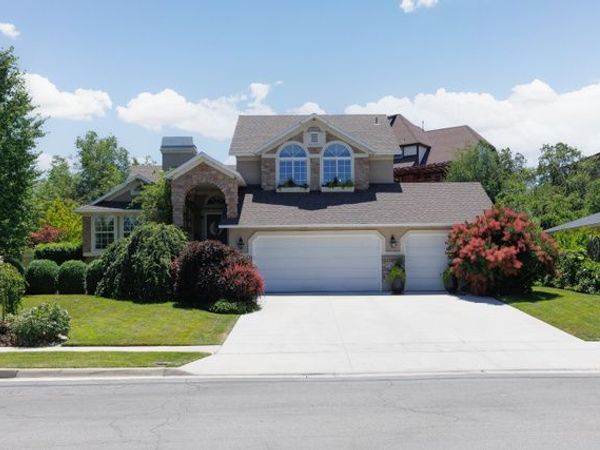 2050 E JOHNSTONE DR , Sandy, UT 84093