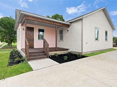 1022 E 9th Street, Dallas, TX 75203
