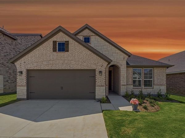 3526 Helena Street, Gainesville, TX 76240