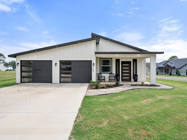 363 Cross Tie Ranch Road , Trinidad, TX 75163