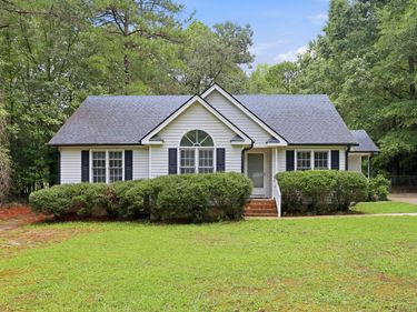 140 Fairway Lane, Zebulon, NC 27597