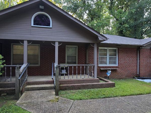 3877 LAKEWOOD DR, Memphis, TN 38128