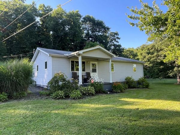 190 Rainbow Lane, GHENT, WV 25843