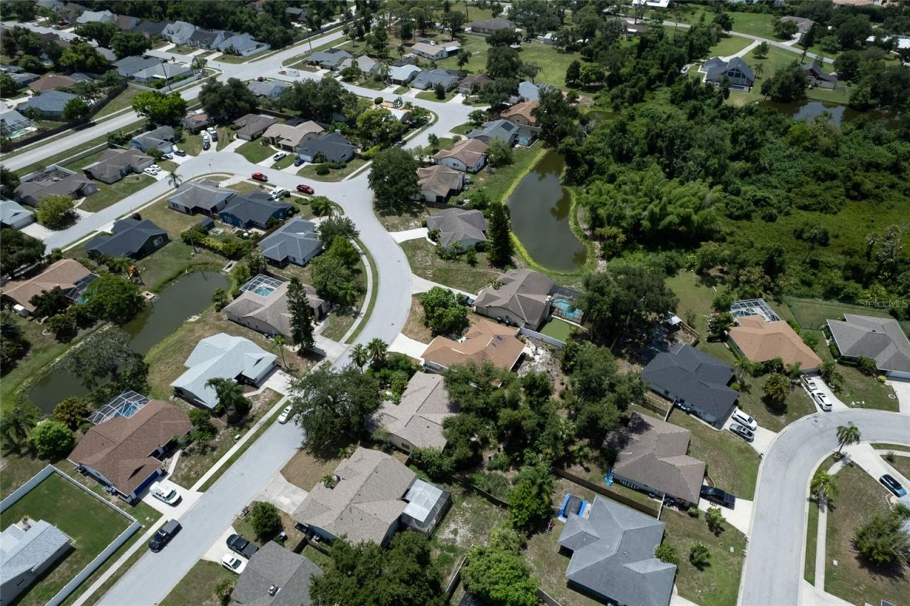 7812 38th Court E, Sarasota, FL 34243 Photo
