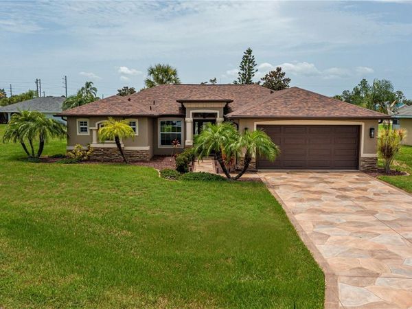 419 BAHIA GRANDE AVENUE , PUNTA GORDA, FL 33983
