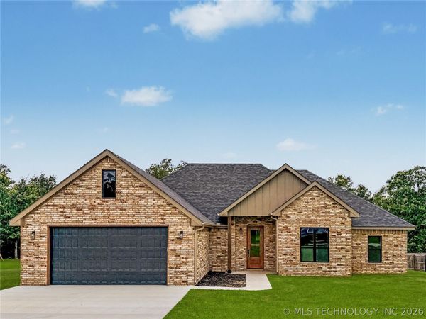 16399 N 573 Road, Tahlequah, OK 74464