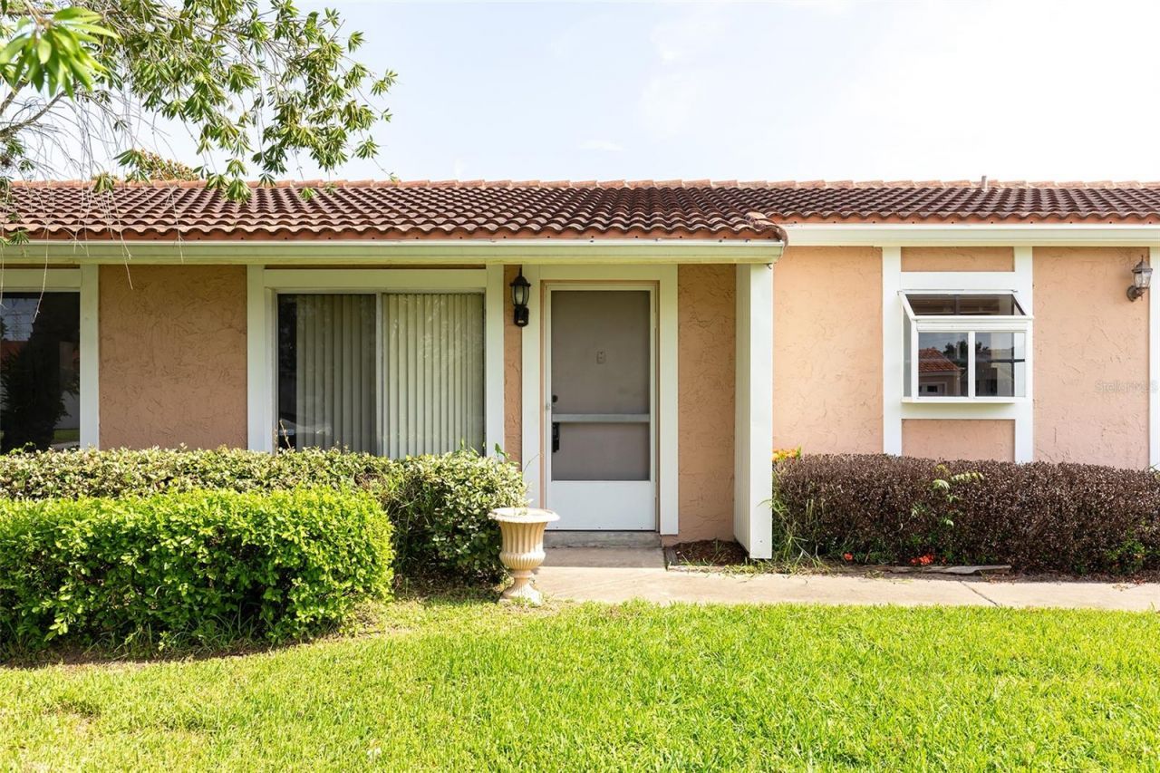 5675 Minaret Court, Orlando, FL 32821 Photo