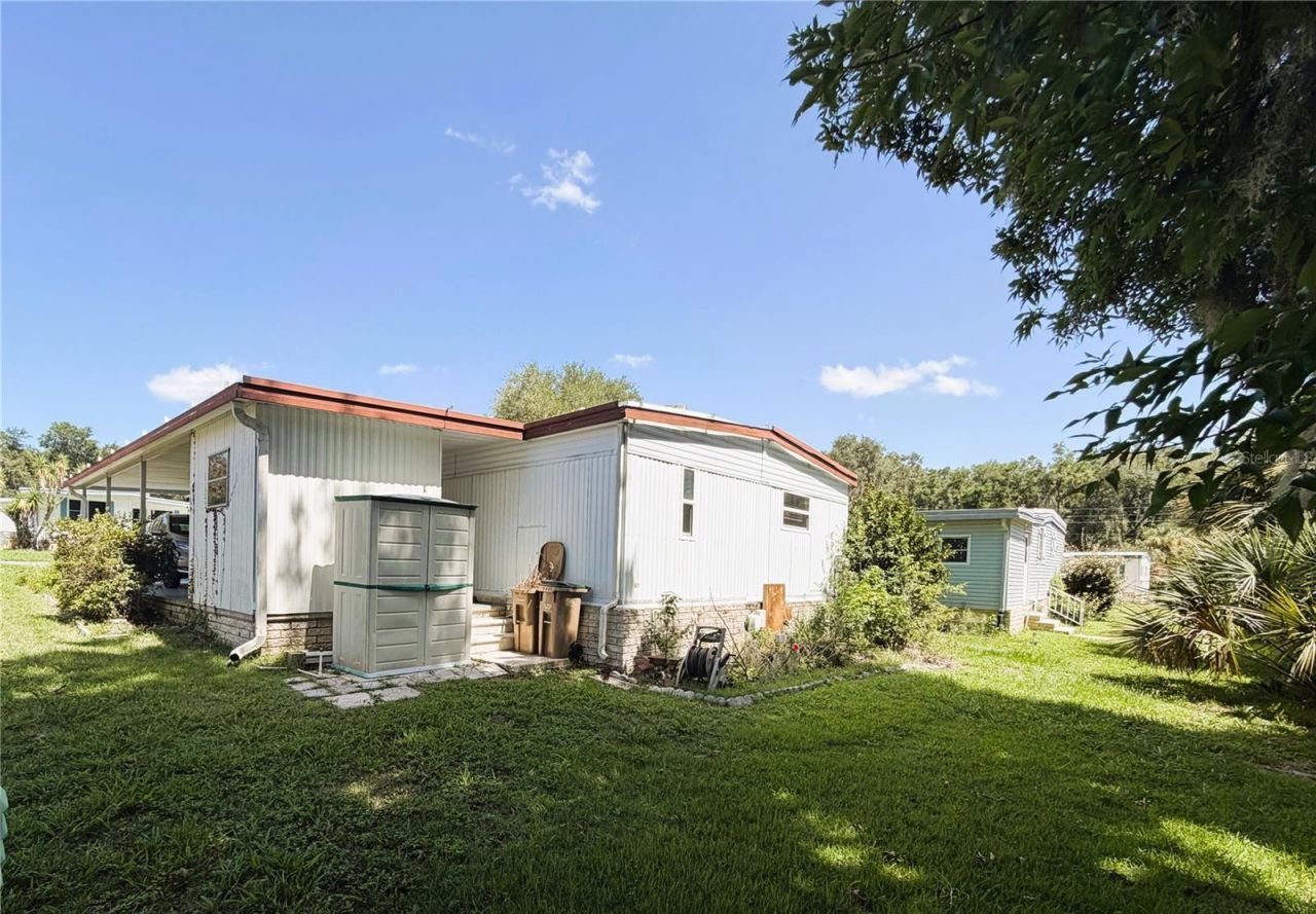 203 Aspen Circle , Leesburg, FL 34748 Photo