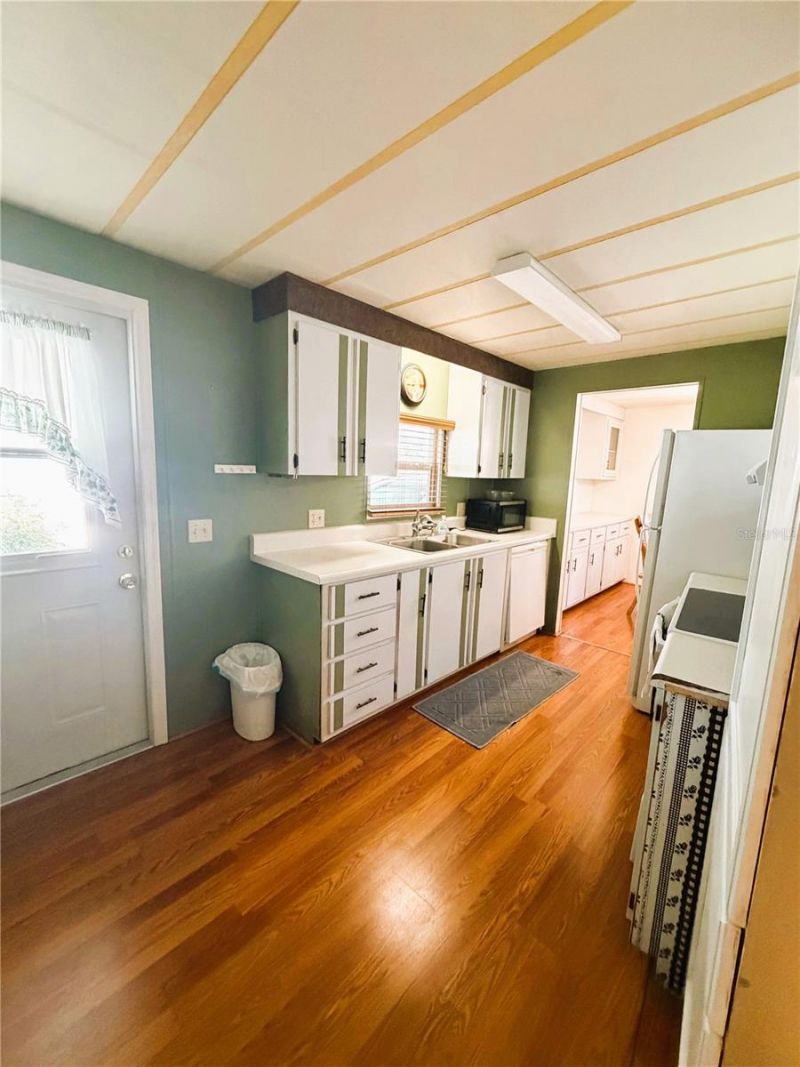 203 Aspen Circle , Leesburg, FL 34748 Photo