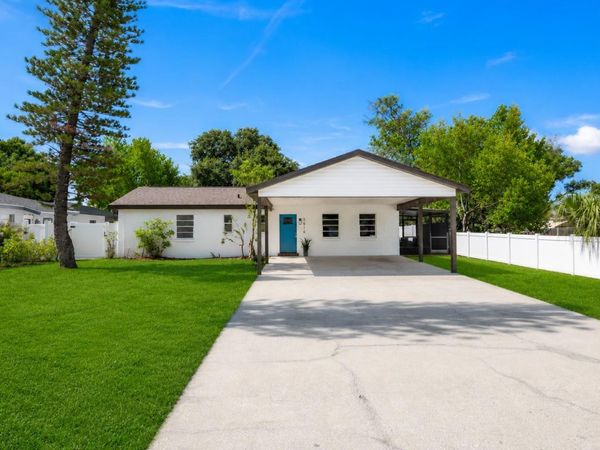 3816 W PAXTON AVENUE , TAMPA, FL 33611