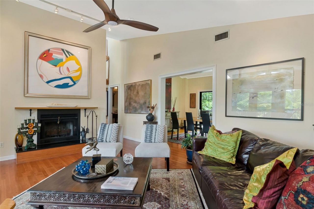 2514 W Conley Avenue, Tampa, FL 33611 Photo
