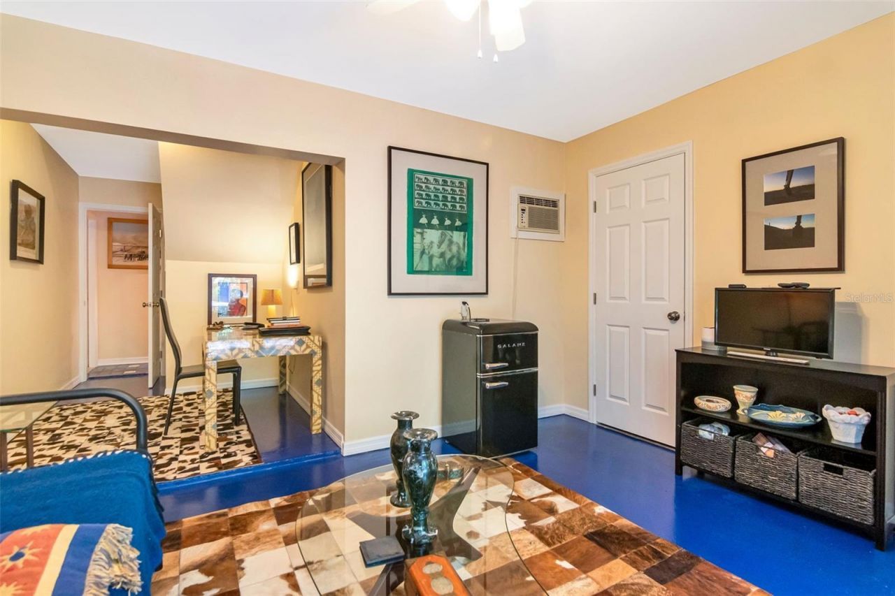 2514 W Conley Avenue, Tampa, FL 33611 Photo