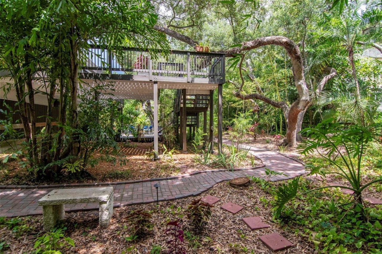 2514 W Conley Avenue, Tampa, FL 33611 Photo