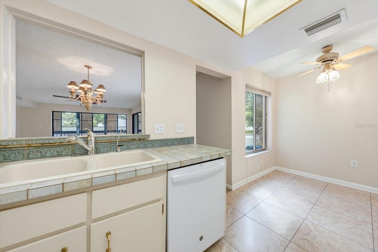 700 Starkey Road , Unit 624, Largo, FL 33771 Photo