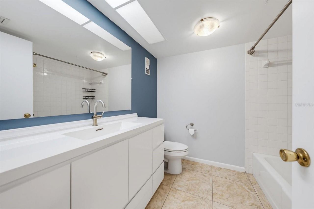 700 Starkey Road , Unit 624, Largo, FL 33771 Photo