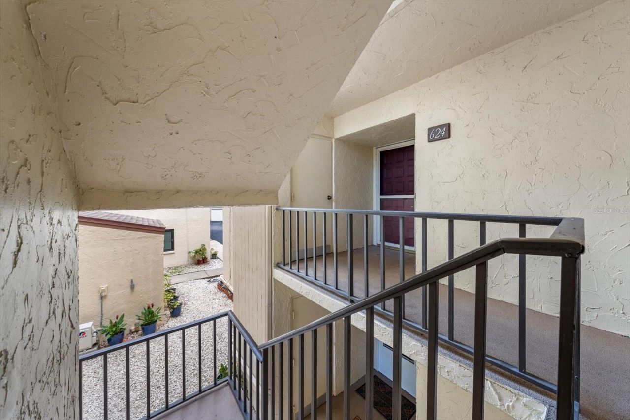 700 Starkey Road , Unit 624, Largo, FL 33771 Photo