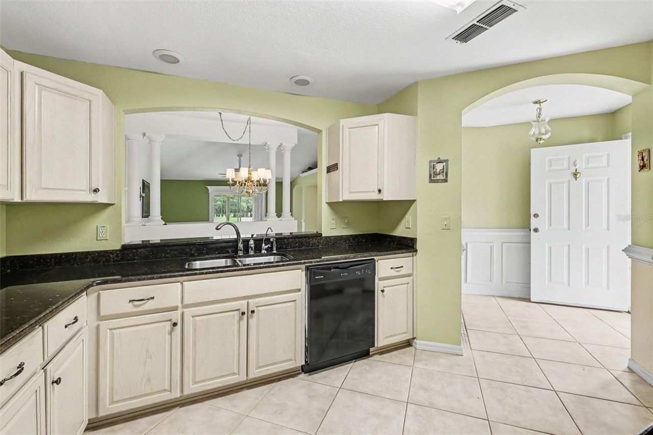 13646 SW 115th Avenue, Dunnellon, FL 34432 Photo