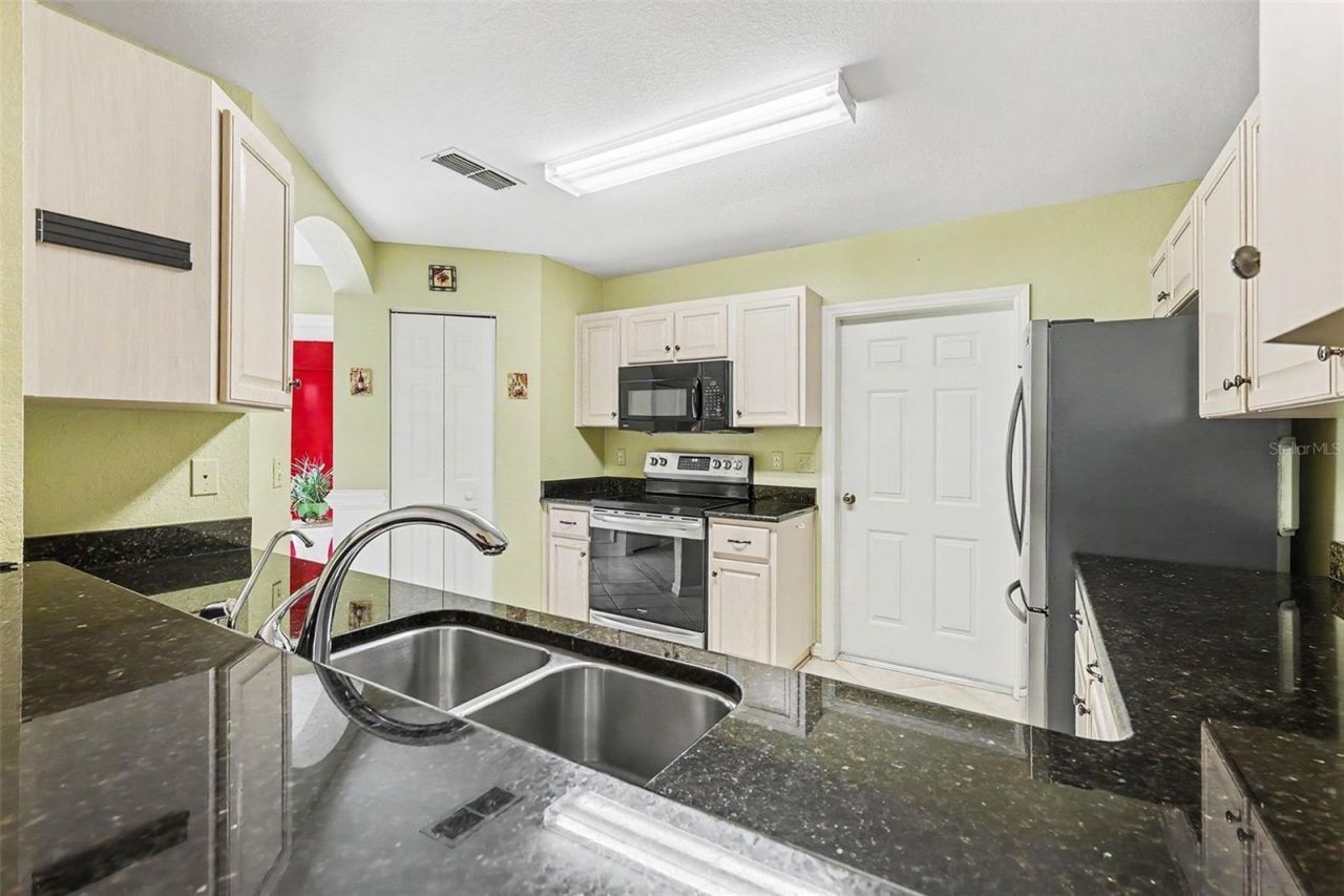 13646 SW 115th Avenue, Dunnellon, FL 34432 Photo
