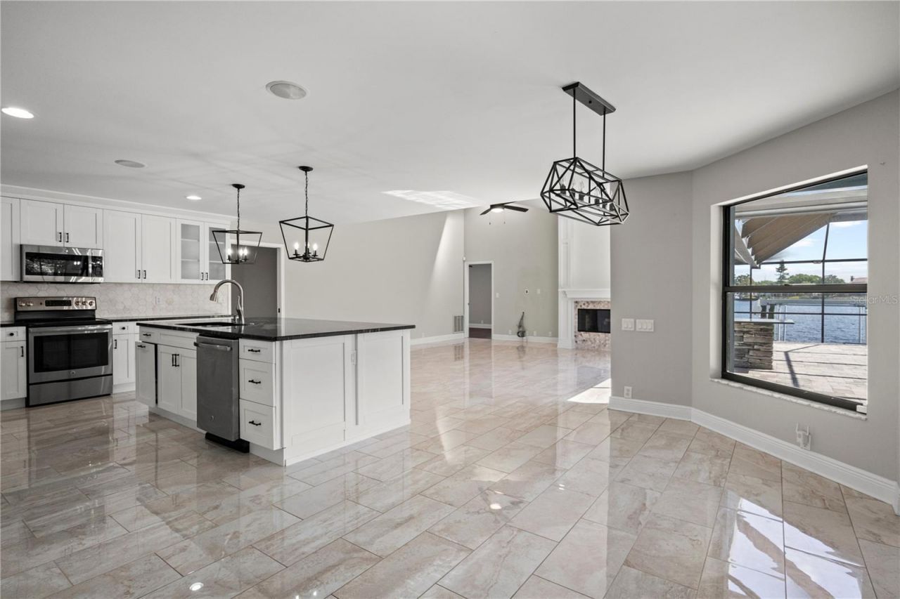 5104 E Longboat Boulevard, Tampa, FL 33615 Photo
