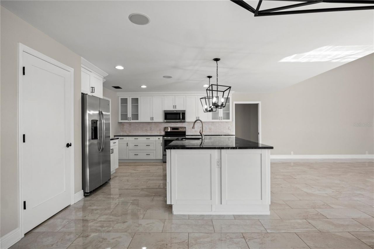 5104 E Longboat Boulevard, Tampa, FL 33615 Photo