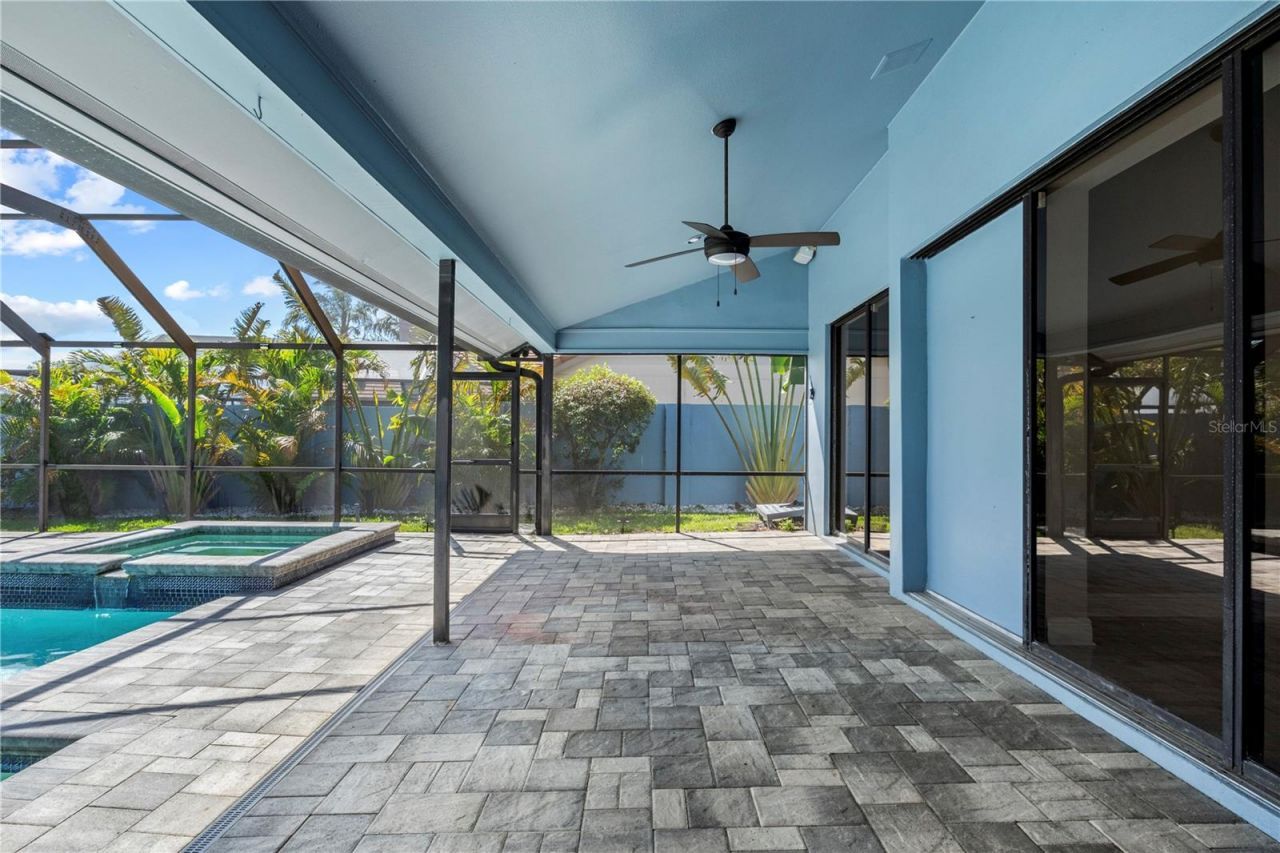 5104 E Longboat Boulevard, Tampa, FL 33615 Photo