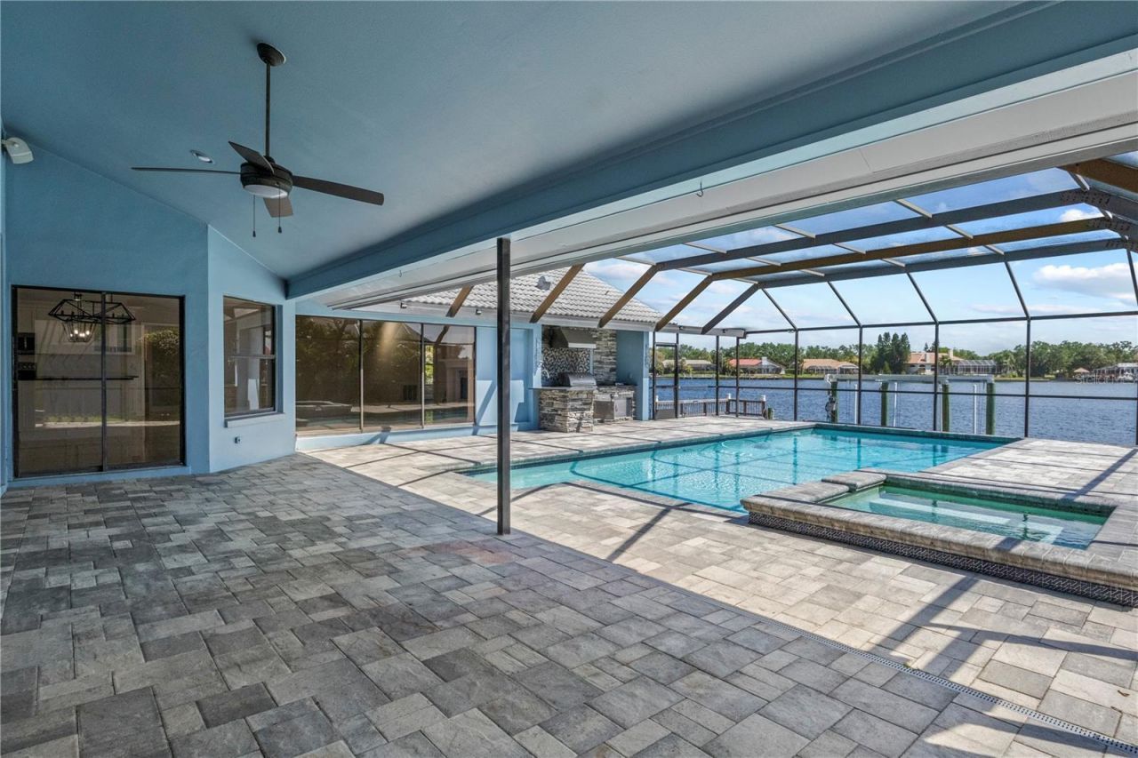 5104 E Longboat Boulevard, Tampa, FL 33615 Photo