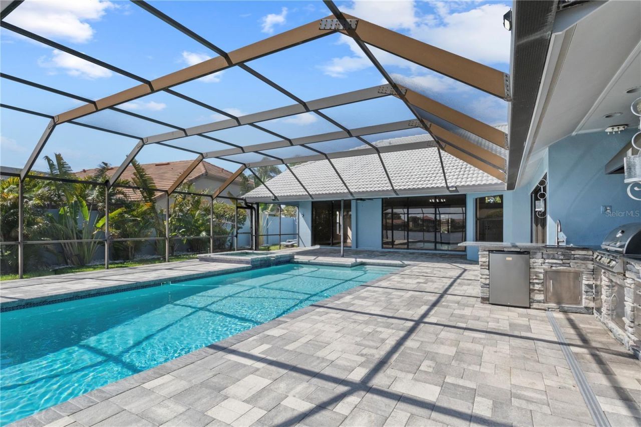 5104 E Longboat Boulevard, Tampa, FL 33615 Photo