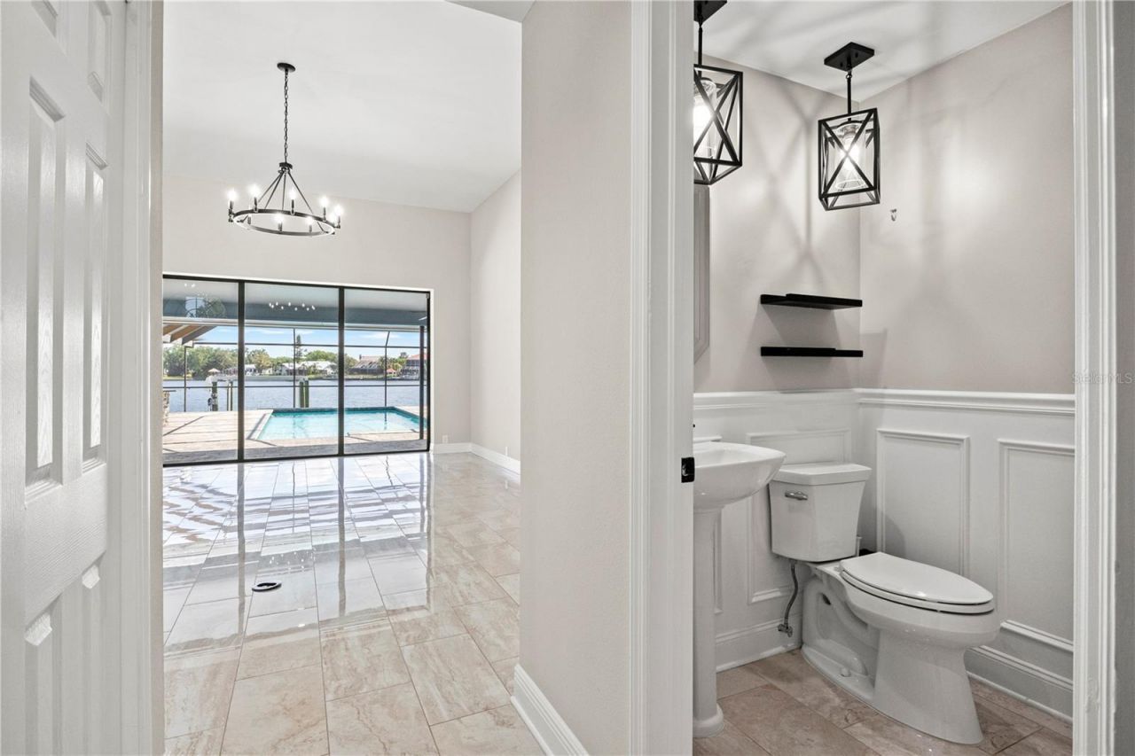 5104 E Longboat Boulevard, Tampa, FL 33615 Photo