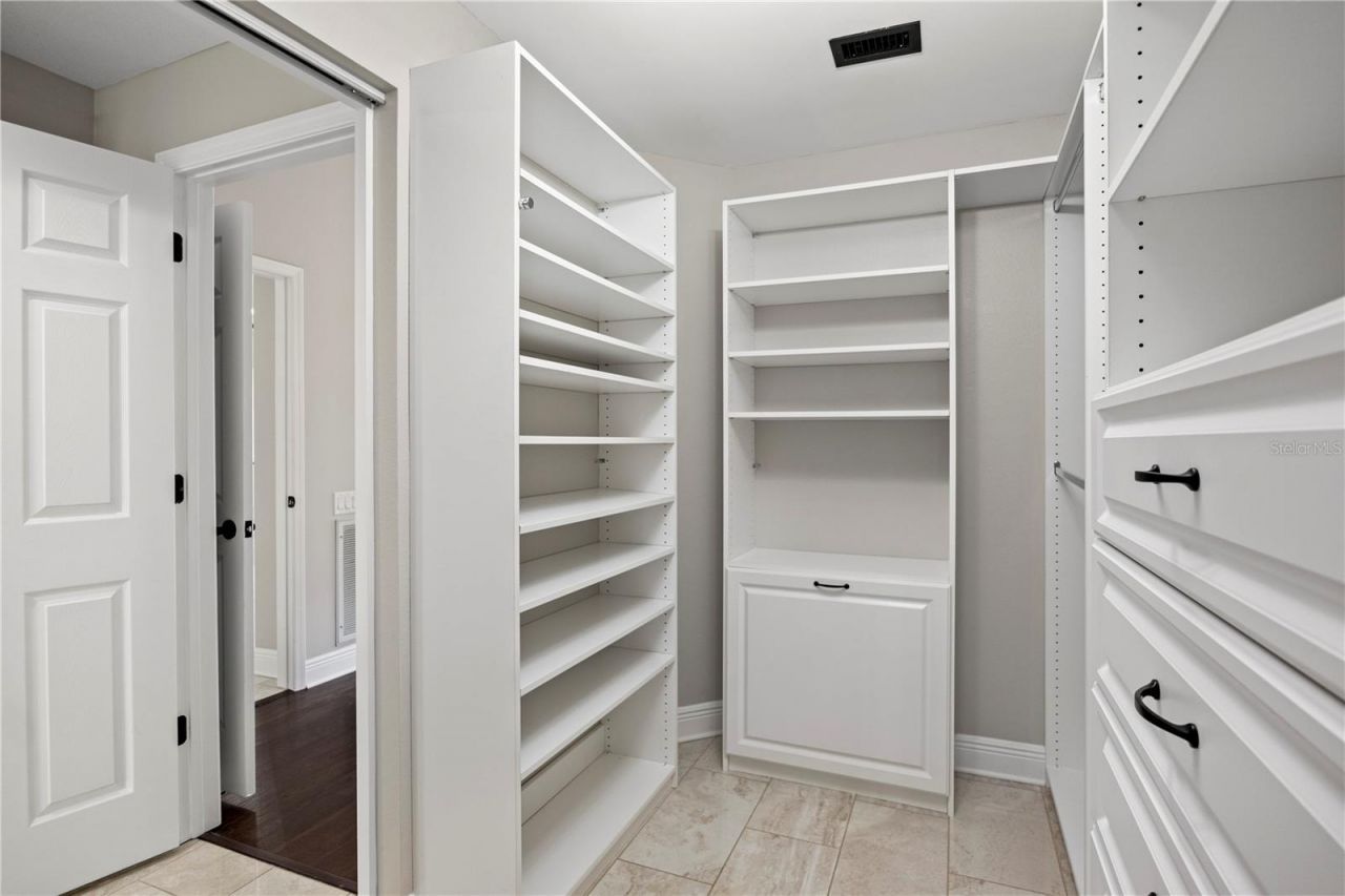 5104 E Longboat Boulevard, Tampa, FL 33615 Photo